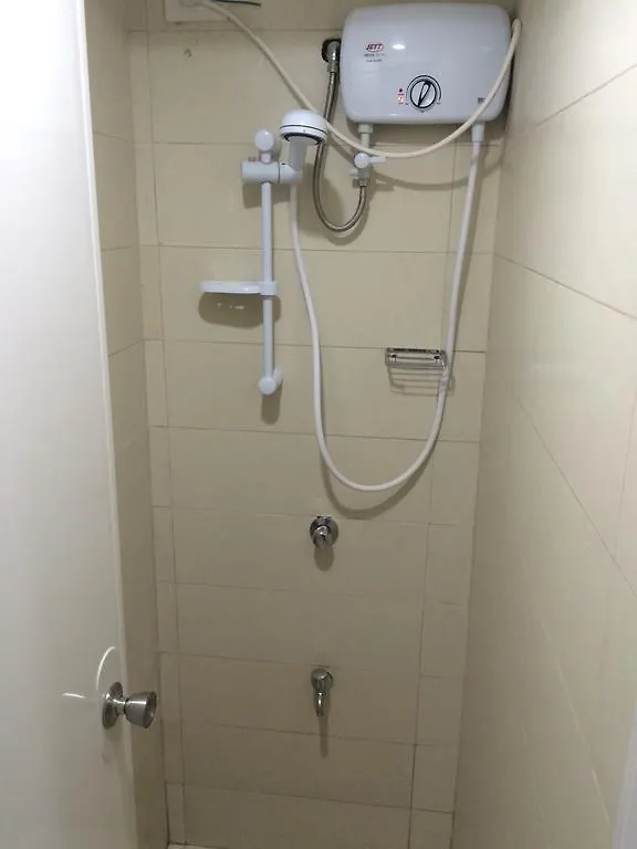 Stone House Hotel Pasay